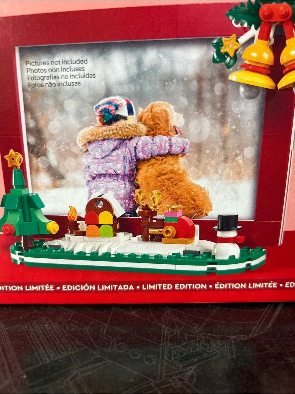 LEGO Holiday Picture Frame Building Set (40702)